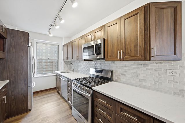 575 Grand Street E1505, New York City, NY 10002