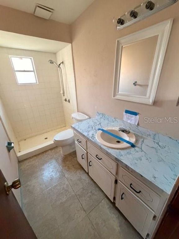 Image 7 of property listing at 1025 CALLE GRANDE STREET, Ormond Beach, FL 32174