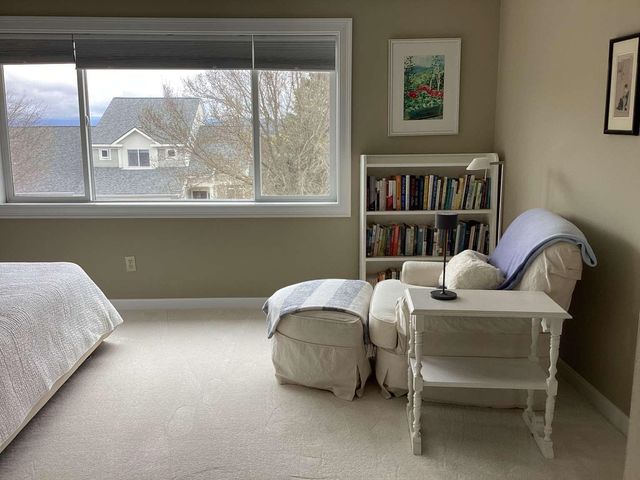 73 Park Road, South Burlington, VT 05403