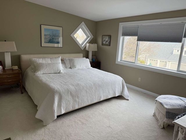 73 Park Road, South Burlington, VT 05403