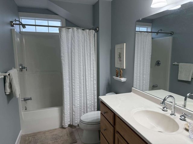 73 Park Road, South Burlington, VT 05403