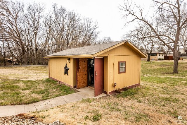 1545 McFarland Road, Junction City, KS 66441
