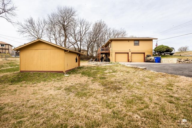 1545 McFarland Road, Junction City, KS 66441