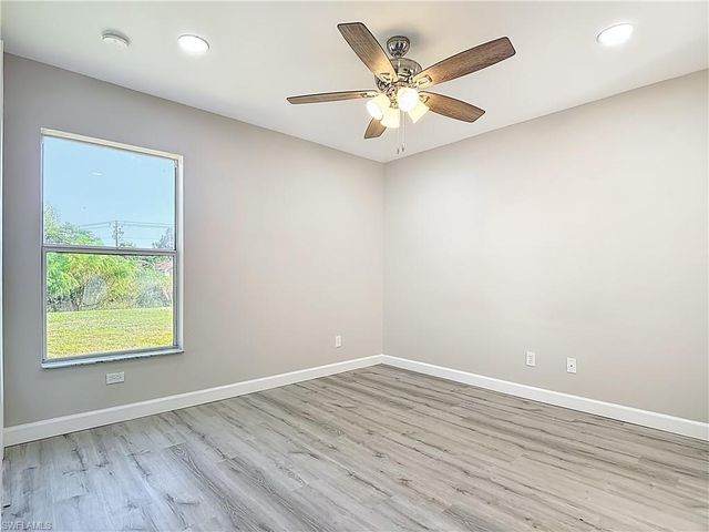 4906 Majorca Palms DR, Fort Myers, FL 33905