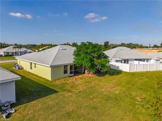 4906 Majorca Palms DR, Fort Myers, FL 33905