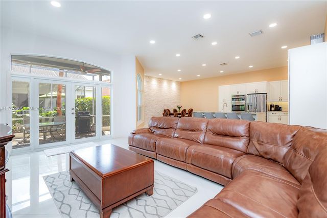 23274 Alora Dr, Boca Raton, FL 33433