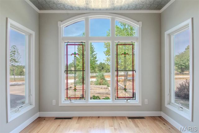 208 S Greenway Drive, Holts Summit, MO 65043