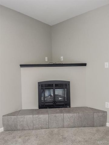 208 S Greenway Drive, Holts Summit, MO 65043