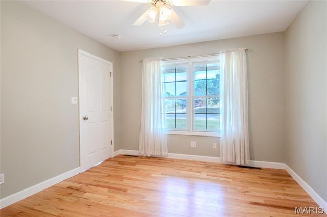 208 S Greenway Drive, Holts Summit, MO 65043