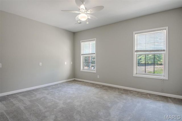 208 S Greenway Drive, Holts Summit, MO 65043