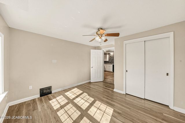 120 BOONVILLE ROAD, Jefferson City, MO 65109