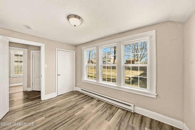 120 BOONVILLE ROAD, Jefferson City, MO 65109