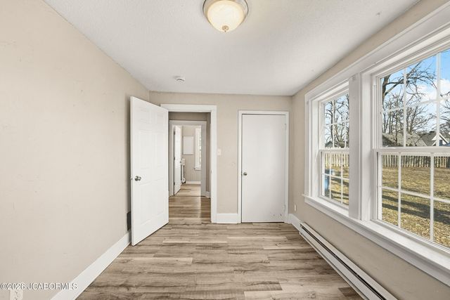 120 BOONVILLE ROAD, Jefferson City, MO 65109