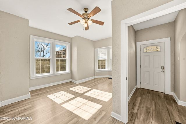 120 BOONVILLE ROAD, Jefferson City, MO 65109