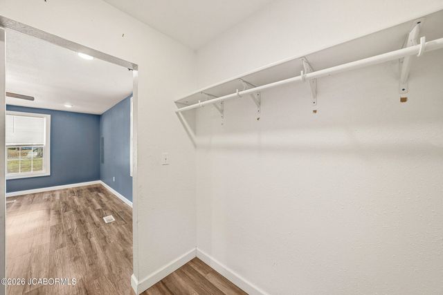 120 BOONVILLE ROAD, Jefferson City, MO 65109