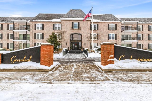 1077 Greenleaf Blvd Apt 216, Elkhart, IN 46514