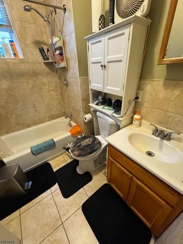 123 Western Pkwy, Irvington Twp., NJ 07111