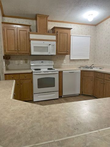 183 Almond Rd, Big Sandy, TX 75755