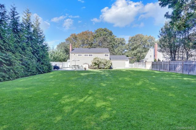 719 Glenridge Lane, East Northport, NY 11731