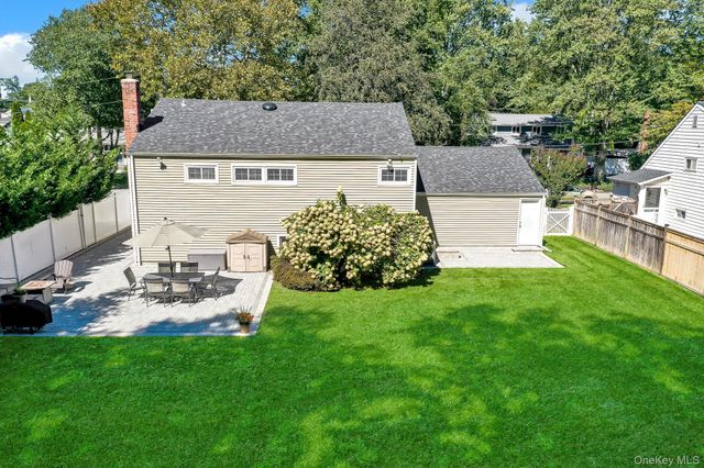 719 Glenridge Lane, East Northport, NY 11731
