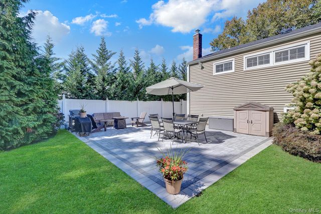 719 Glenridge Lane, East Northport, NY 11731
