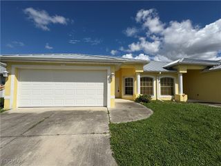 4519 SW 7th PL, Cape Coral, FL 33914
