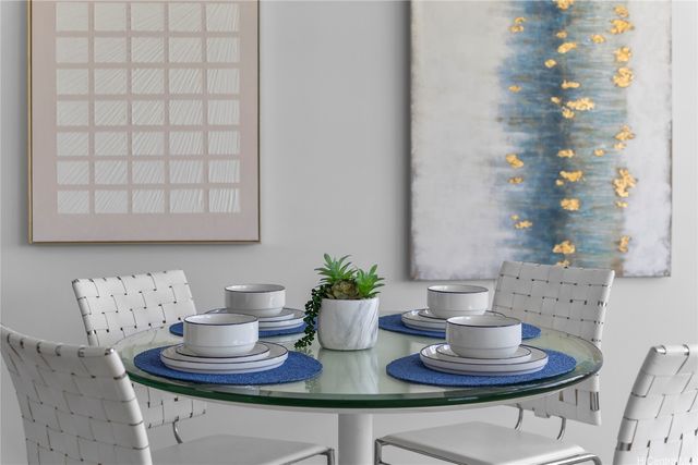 430 Lewers Street 1501, Honolulu, HI 96815