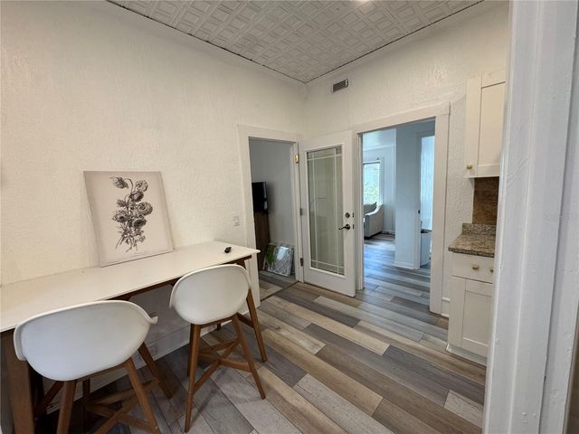 142 6TH AVENUE N 1, St Petersburg, FL 33701
