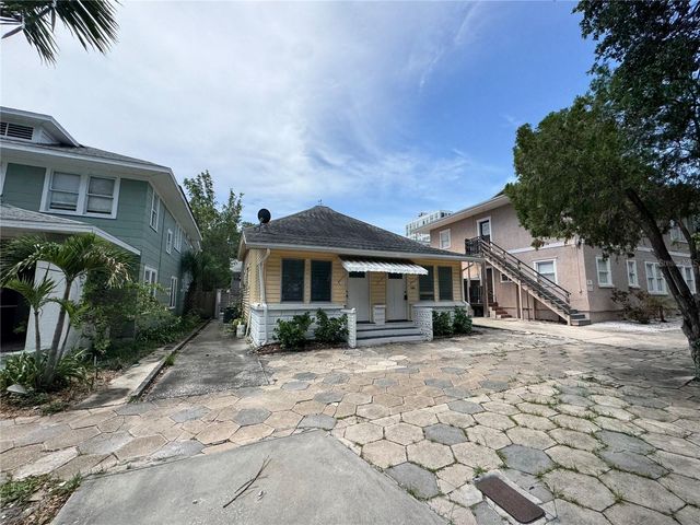 142 6TH AVENUE N 1, St Petersburg, FL 33701