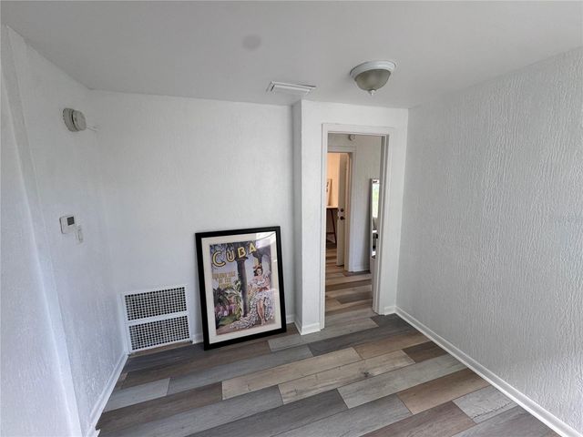 142 6TH AVENUE N 1, St Petersburg, FL 33701
