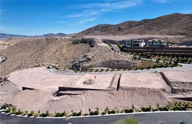 30 Mountain View Drive, Las Vegas, NV 89141