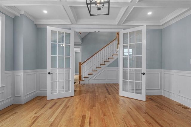 20 Shuttleworth, Dedham, MA 02026