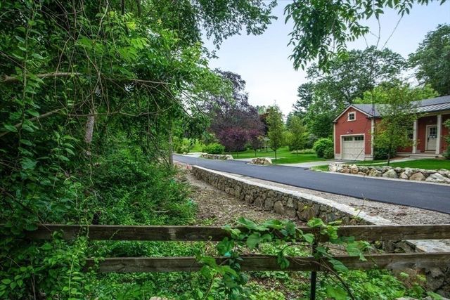 20 Shuttleworth, Dedham, MA 02026