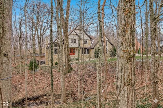 702 Morningside Drive, Zionsville, IN 46077