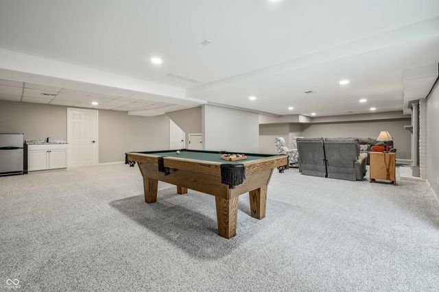 702 Morningside Drive, Zionsville, IN 46077