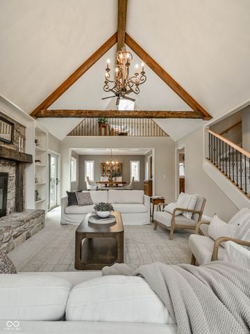 702 Morningside Drive, Zionsville, IN 46077