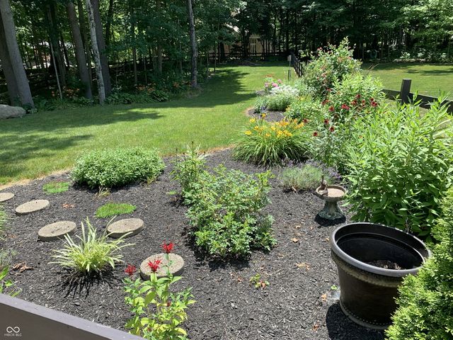 702 Morningside Drive, Zionsville, IN 46077