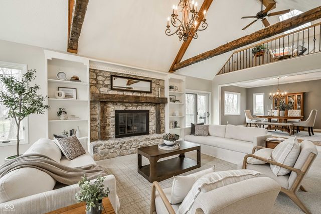 702 Morningside Drive, Zionsville, IN 46077