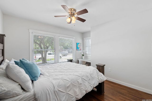 440 W Lynwood, San Antonio, TX 78212