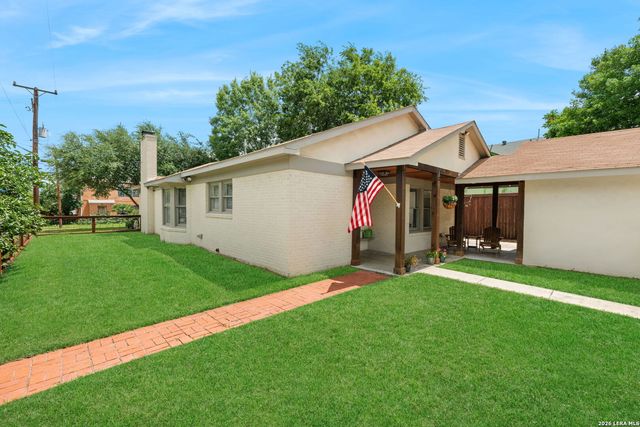 440 W Lynwood, San Antonio, TX 78212