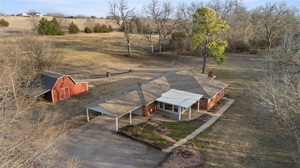 Image 1 of property listing at 23362 Johnson Avenue, Purcell, OK 73080