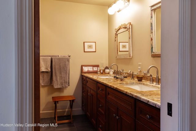 95 Lakeview Avenue, Kingston, NY 12401