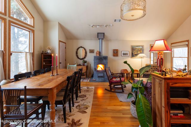 95 Lakeview Avenue, Kingston, NY 12401