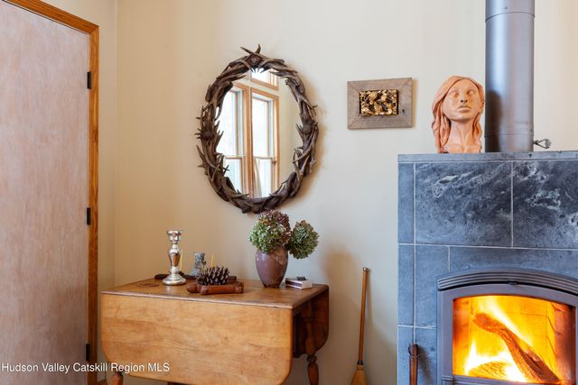 95 Lakeview Avenue, Kingston, NY 12401