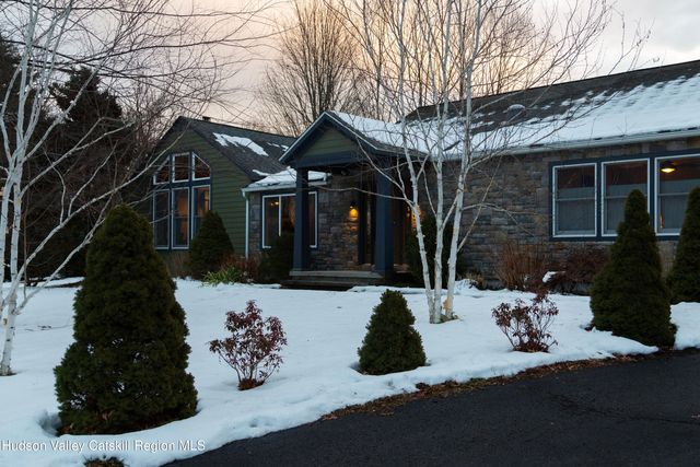 95 Lakeview Avenue, Kingston, NY 12401