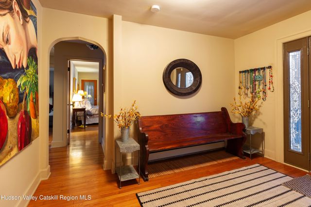 95 Lakeview Avenue, Kingston, NY 12401