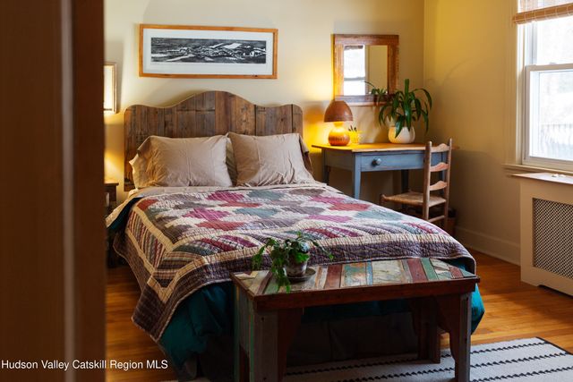 95 Lakeview Avenue, Kingston, NY 12401