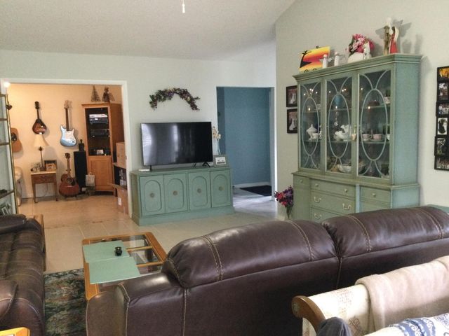 3882 SE Canvas Back Place, Stuart, FL 34997