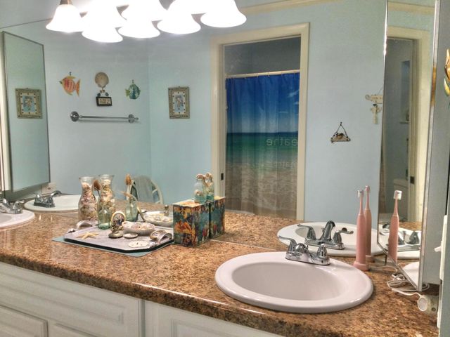 3882 SE Canvas Back Place, Stuart, FL 34997