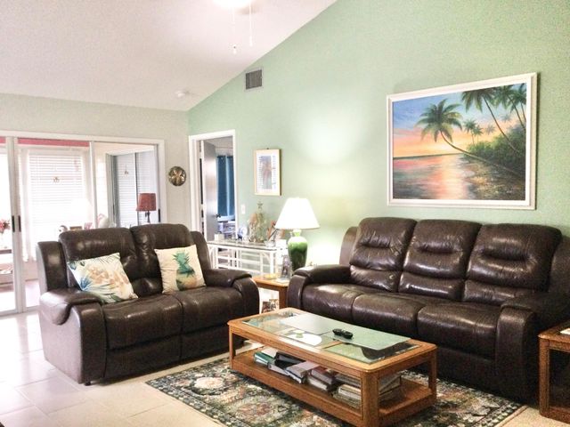 3882 SE Canvas Back Place, Stuart, FL 34997